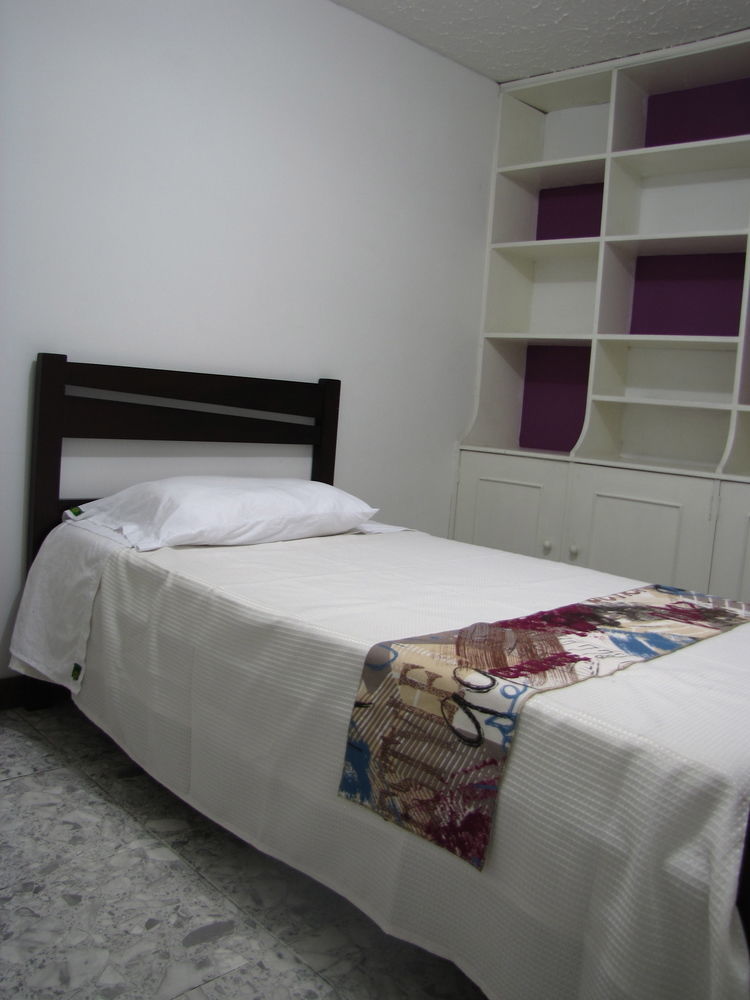 El Cable Hostal Manizales Exteriér fotografie