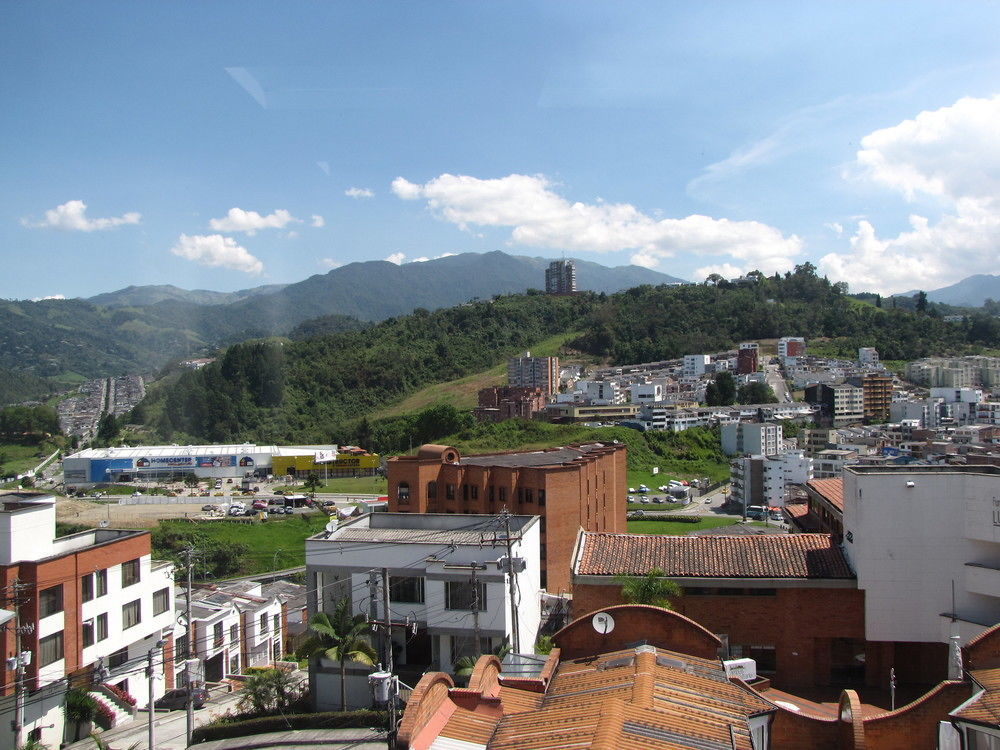 El Cable Hostal Manizales Exteriér fotografie